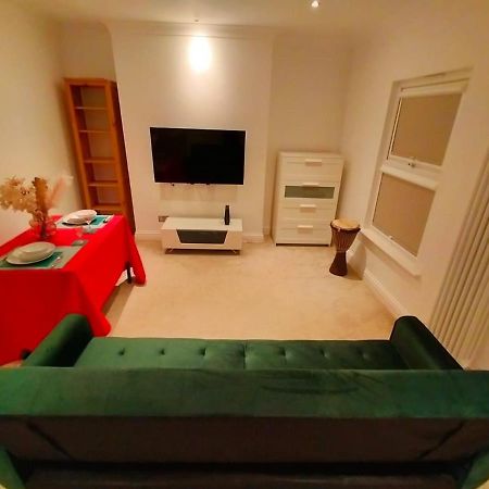 Fully-Equipped Flat In The City Of Лондон Экстерьер фото