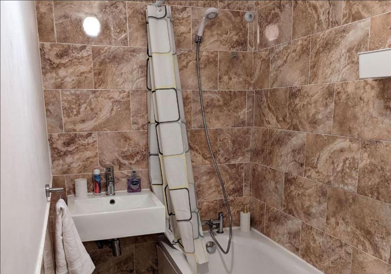 Fully-Equipped Flat In The City Of Лондон Экстерьер фото