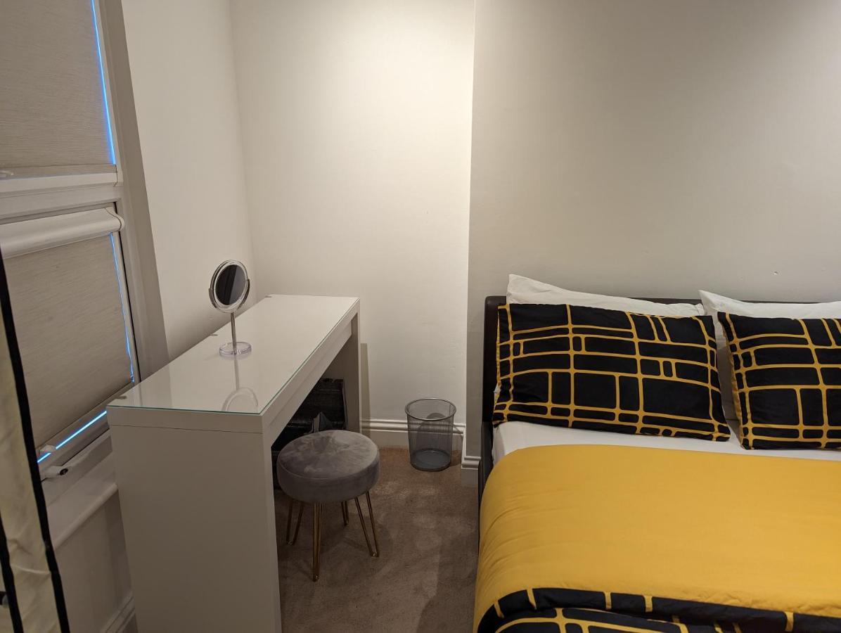 Fully-Equipped Flat In The City Of Лондон Экстерьер фото