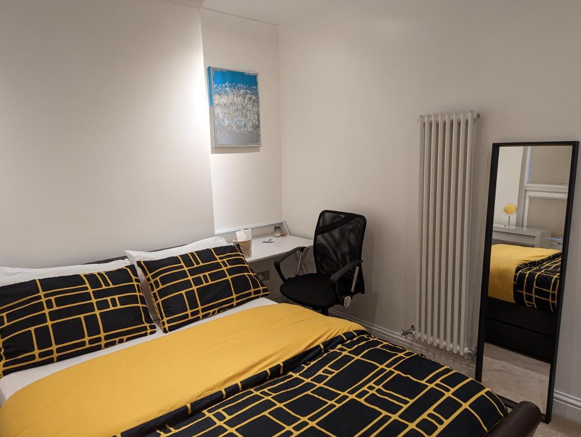 Fully-Equipped Flat In The City Of Лондон Экстерьер фото
