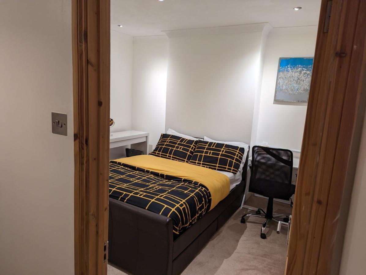 Fully-Equipped Flat In The City Of Лондон Экстерьер фото